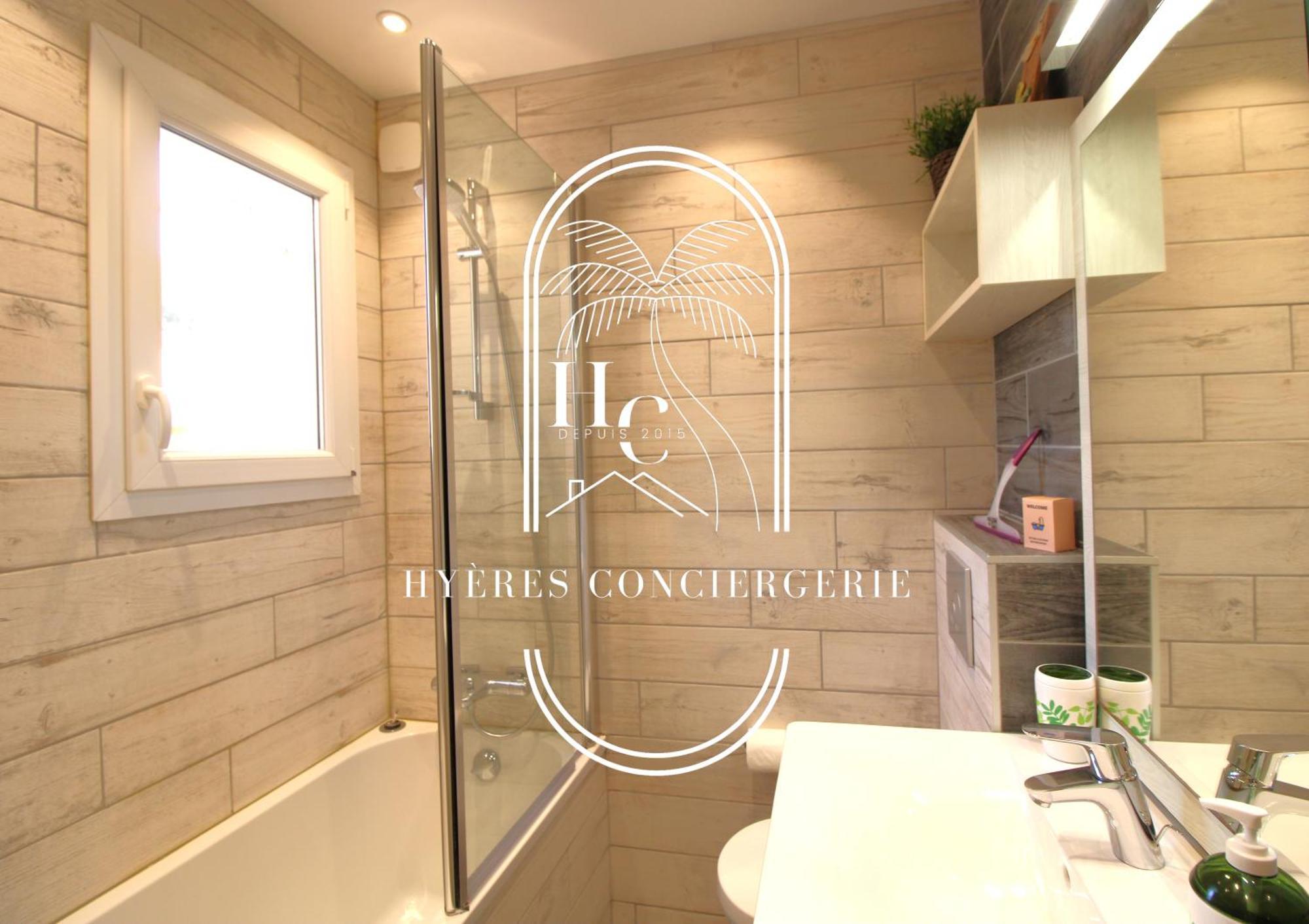 Duplex Au Coeur Du Port D'Hyeres- Plages Parking By Hc מראה חיצוני תמונה