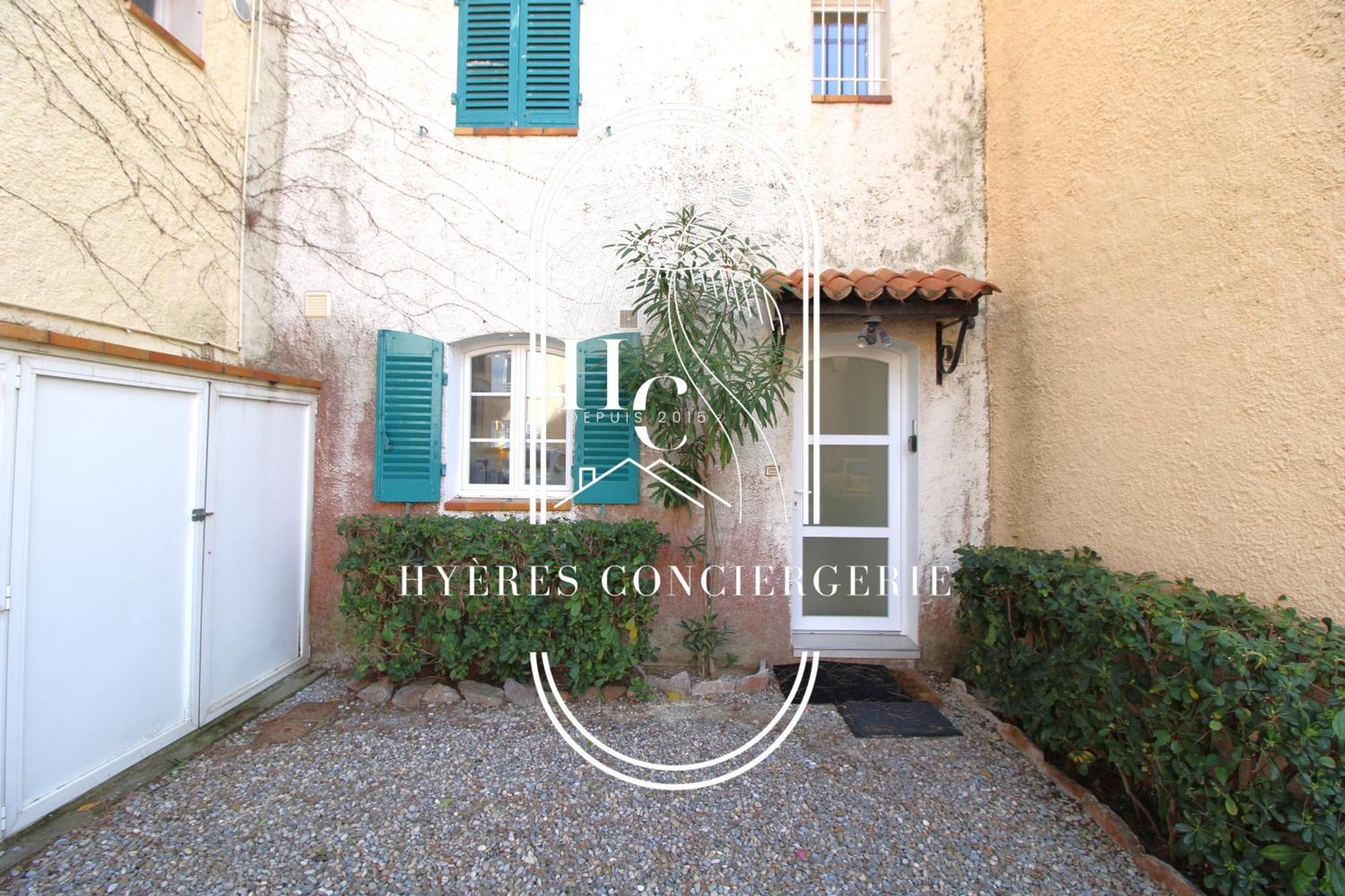 Duplex Au Coeur Du Port D'Hyeres- Plages Parking By Hc מראה חיצוני תמונה
