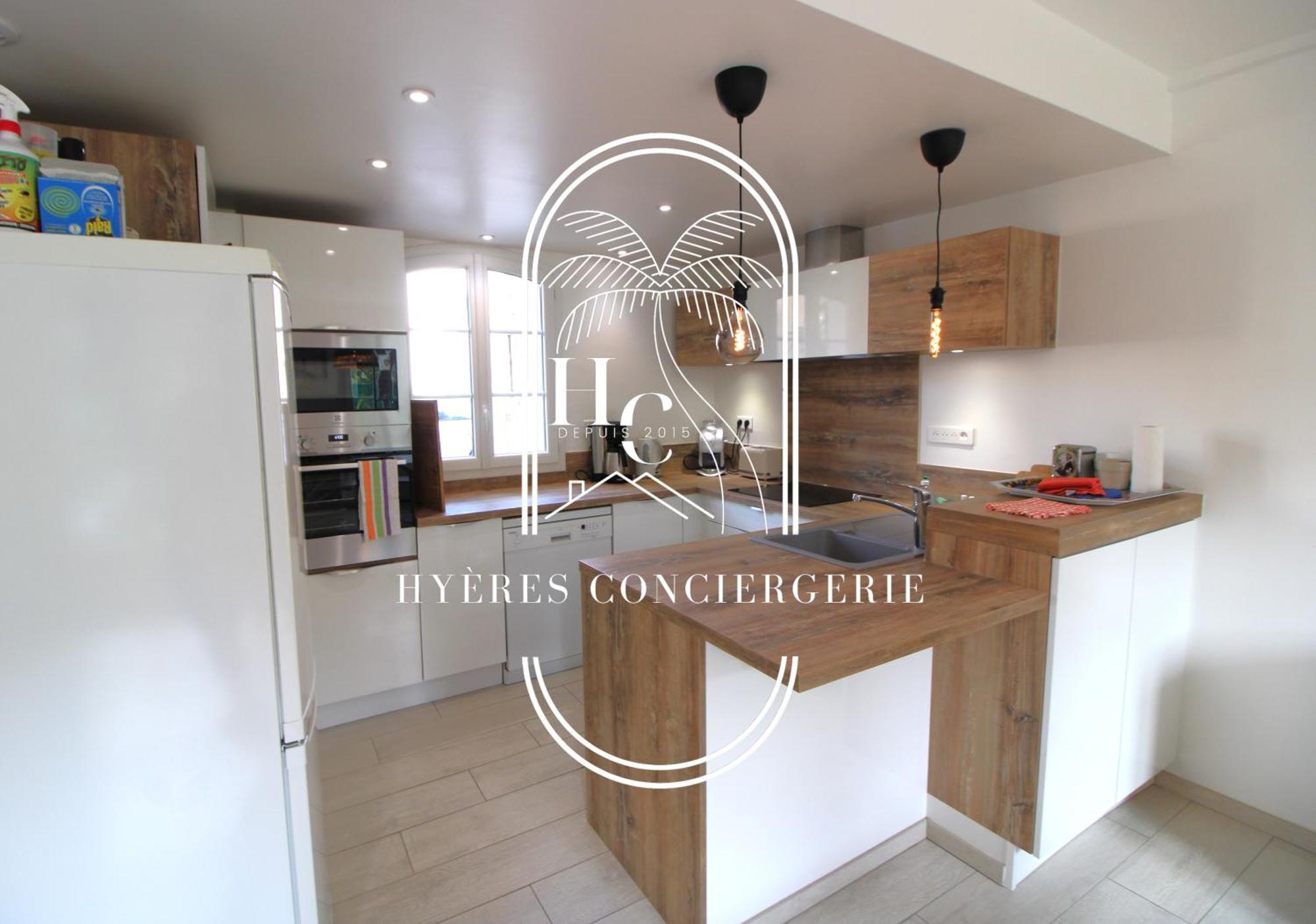 Duplex Au Coeur Du Port D'Hyeres- Plages Parking By Hc מראה חיצוני תמונה