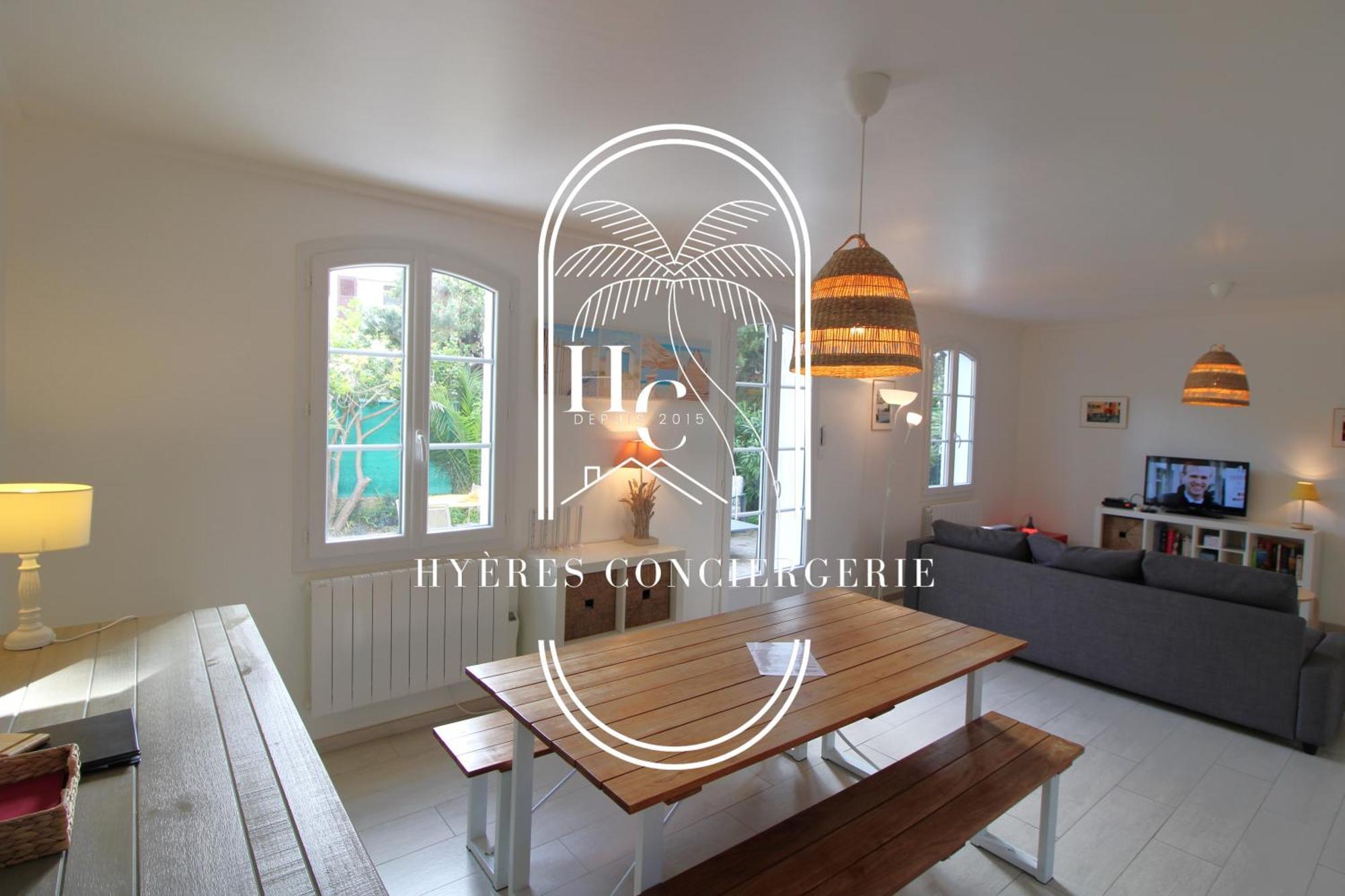 Duplex Au Coeur Du Port D'Hyeres- Plages Parking By Hc מראה חיצוני תמונה